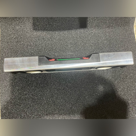 Husky 10 INCH Silver and Black Digital Level - Picture 4 of 6